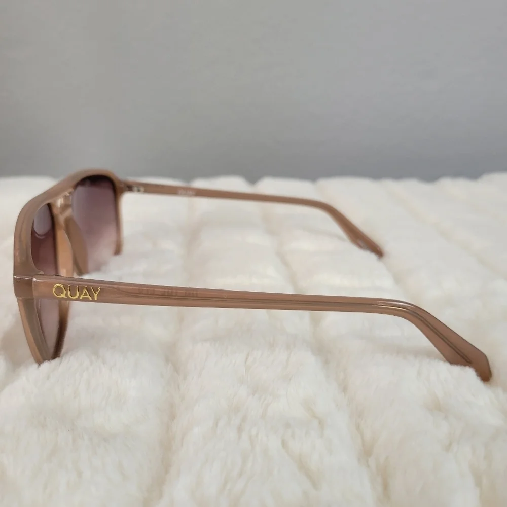 QUAY // ltd ed retro-chic plastic oat frame brown fade lens aviators jlo - Picture 10 of 16